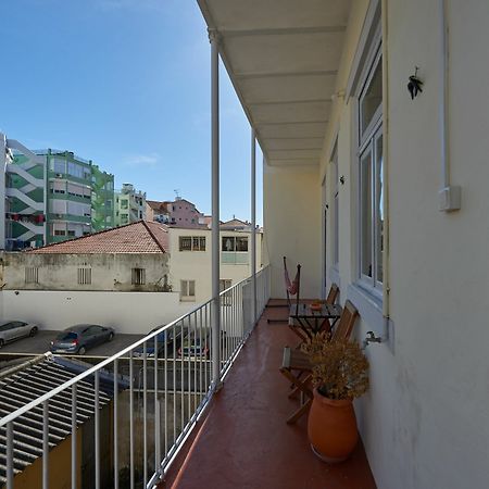 Almirante Reis Apartment Lisabona Exterior foto